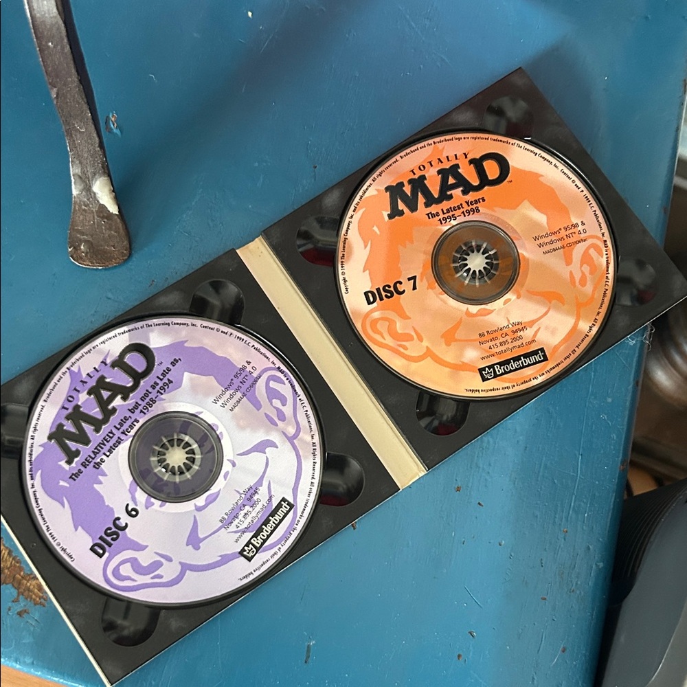 MAD CD-ROM Set - Picture 3 of 5